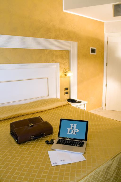 Hotel Diplomat Palace Rimini Exterior photo