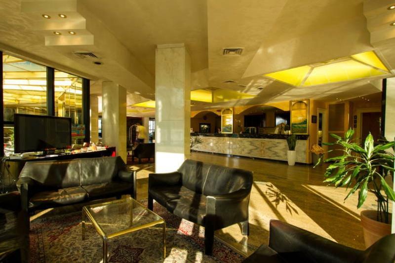 Hotel Diplomat Palace Rimini Exterior photo