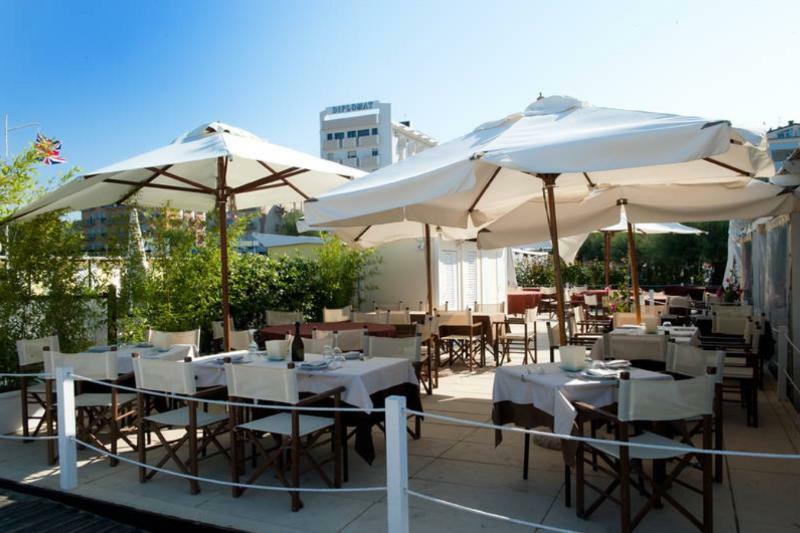 Hotel Diplomat Palace Rimini Exterior photo