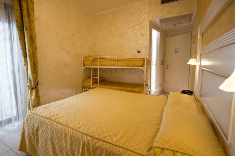 Hotel Diplomat Palace Rimini Exterior photo